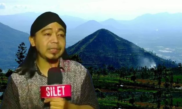 Kisah Kyai Pamungkas: MISTIS DI GUNUNG JAWA BARAT DAN JAWA TENGAH
