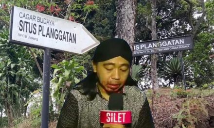 Kisah Kyai Pamungkas: CANDI PLANGGATAN JUJUGAN ORANG BALI 