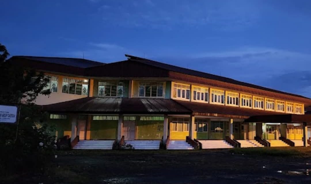 Panggonan Wingit: MISTIS GOR CURUP