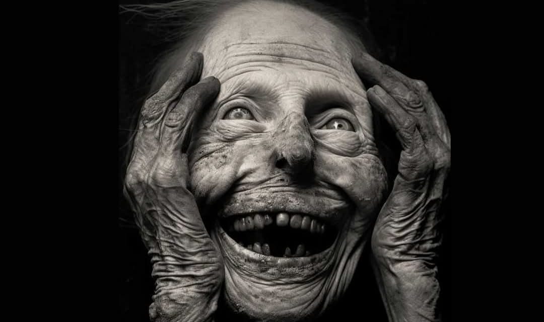 Kisah Kyai Pamungkas: HANTU DUKUN BERANAK