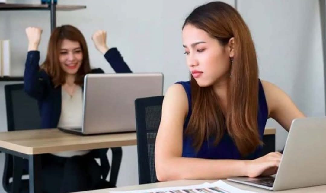 Konsultasi Kyai Pamungkas: IRI DENGKI DENGAN PENCAPAIAN ORANG LAIN