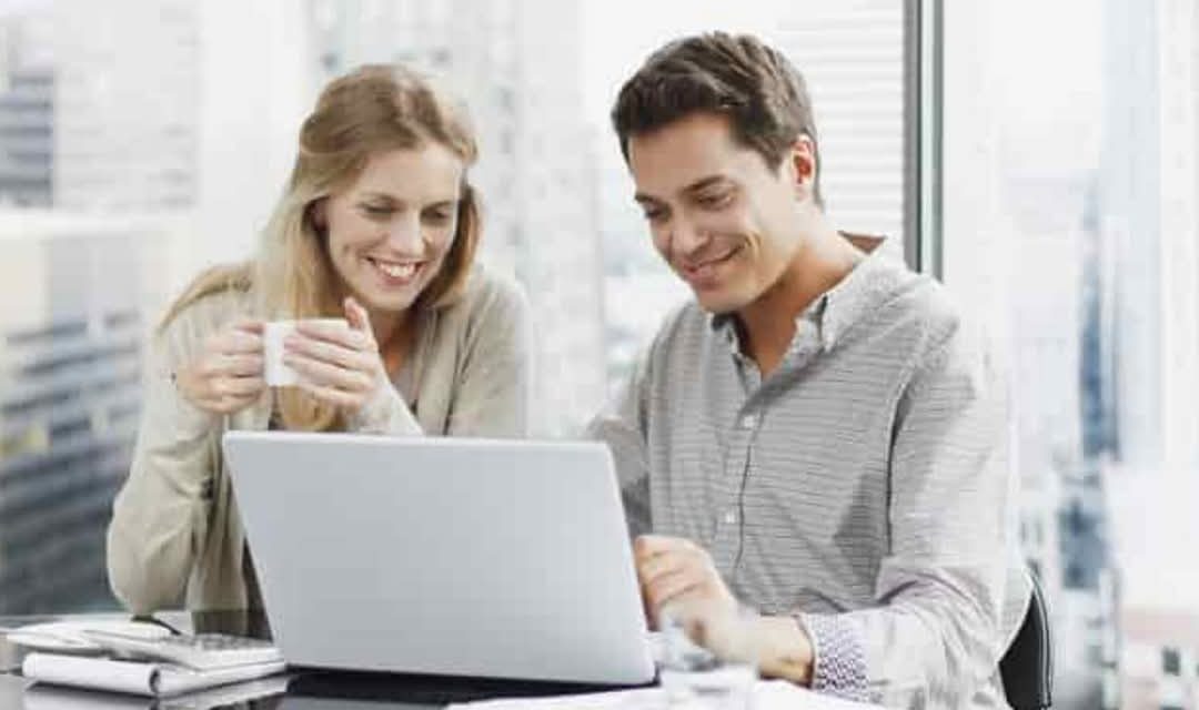 Konsultasi Kyai Pamungkas: ASMARA DI TEMPAT KERJA BIKIN BAHAYA