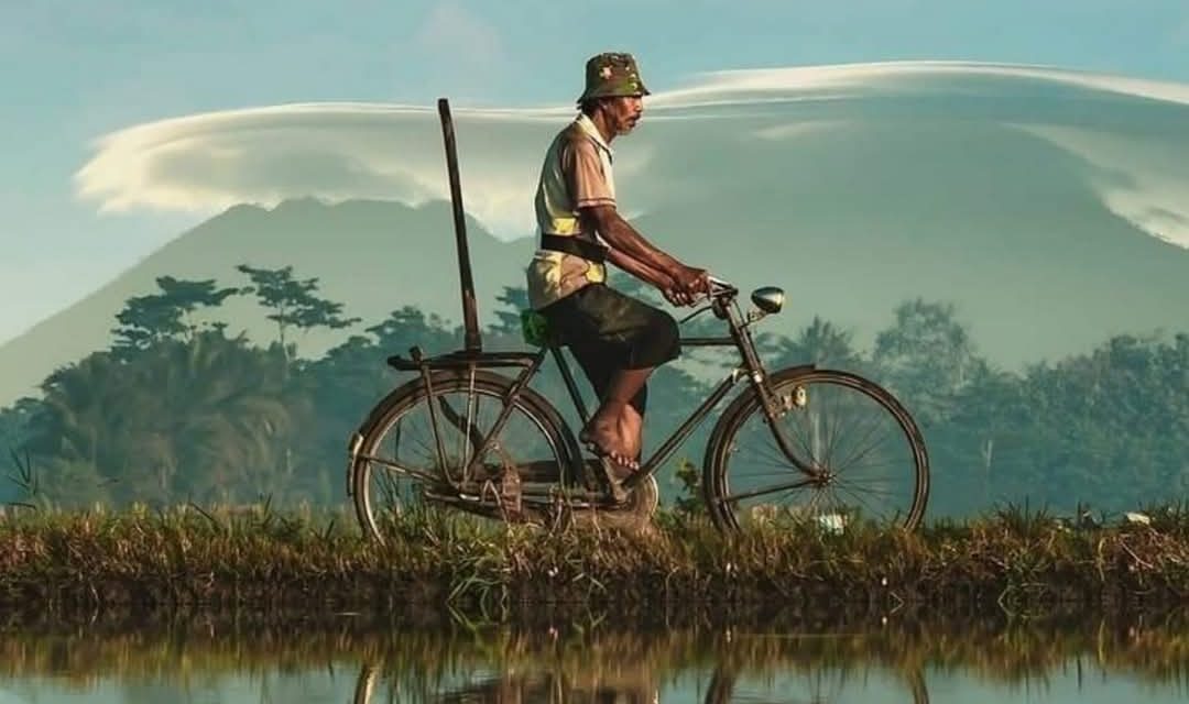 Ngaji Psikologi: MENSYUKURI KESULITAN