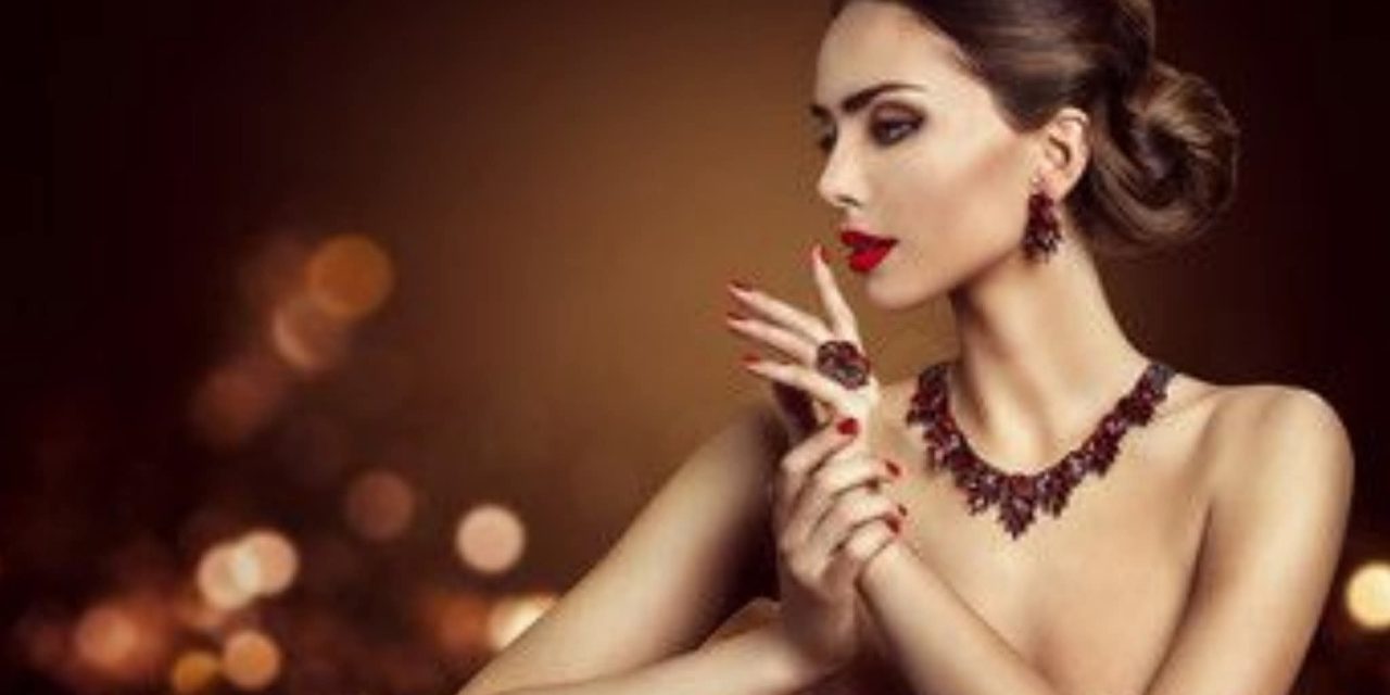 MELIHAT GAIRAH SEKS WANITA DARI BENTUK TUBUHNYA