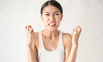 Layanan Kami: MELAWAN JERAWAT YANG MEMBANDEL